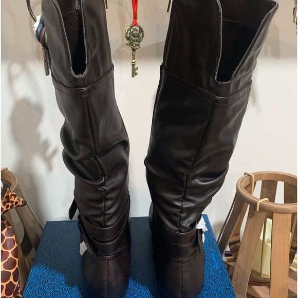 New Indigo Boots - Picture 2 of 3